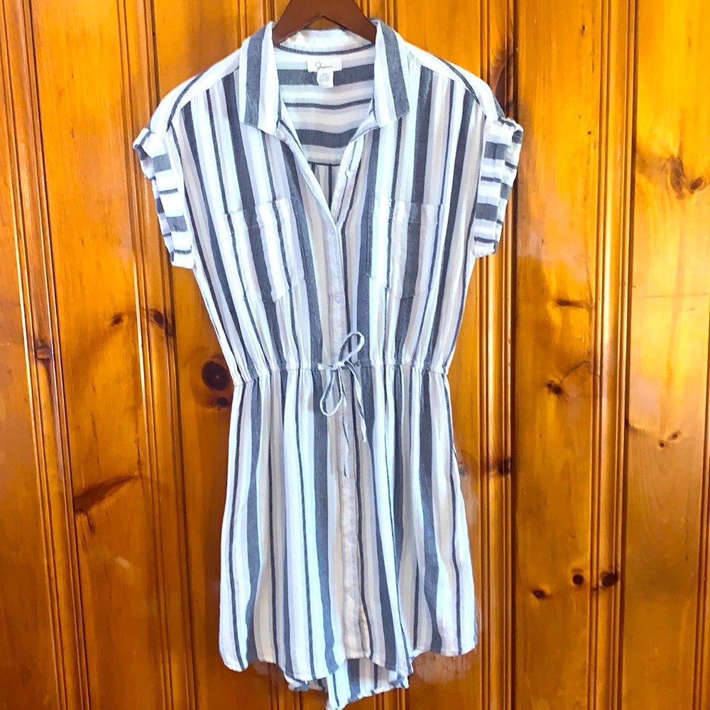Spring summer dress, casual and light.
